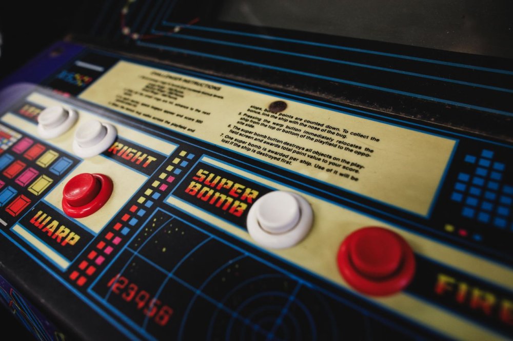 The Forgotten Electronic Games We Played Before the Game Boy