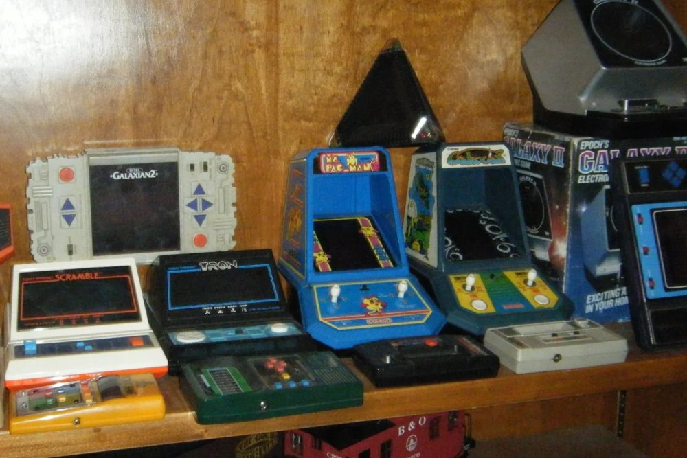 The Best Tabletop Electronic Games of the 1980s